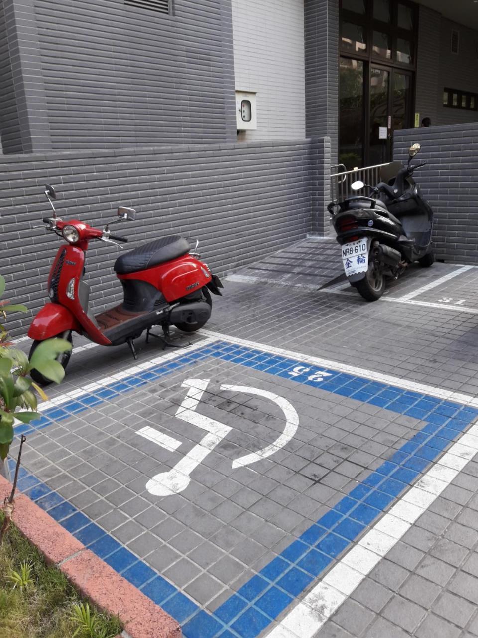 Hotel Intrendy Taishan Exterior photo